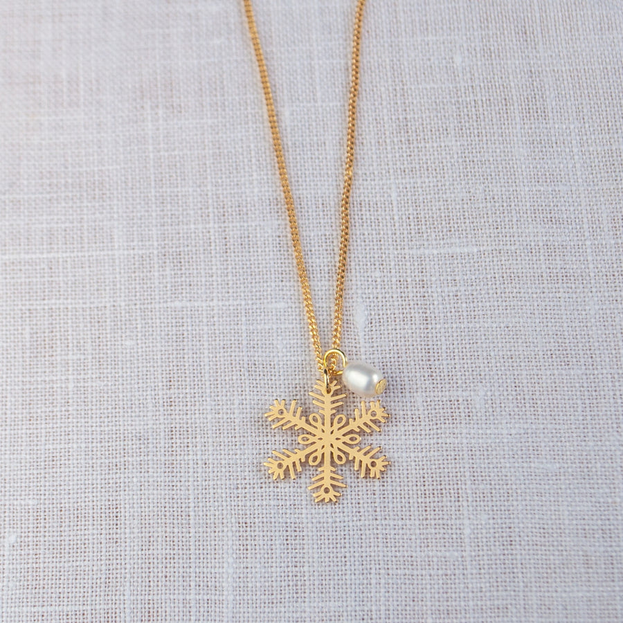 Halskette “Snowflake with Pearl”